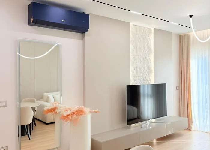 Solix Loft Center Тирана
