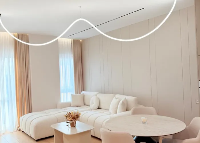 Solix Loft Center Тирана